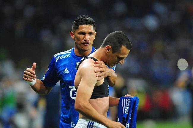 Cruzeiro 3 x 2 CSA: veja fotos do jogo da taa