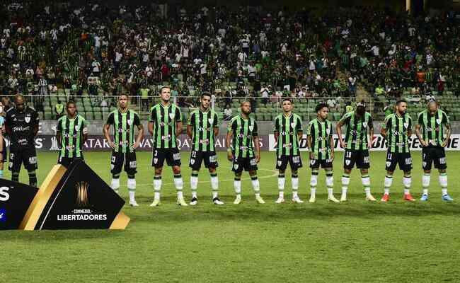 Atletas durante duelo entre Amrica e Guaran-PAR pela 2 fase do Copa Conmebol Libertadores