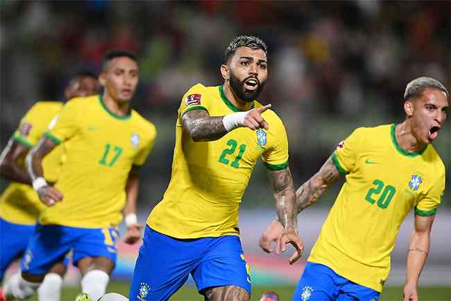 Gabriel cobrou pnalti e deixou o Brasil em vantagem diante da Venezuela