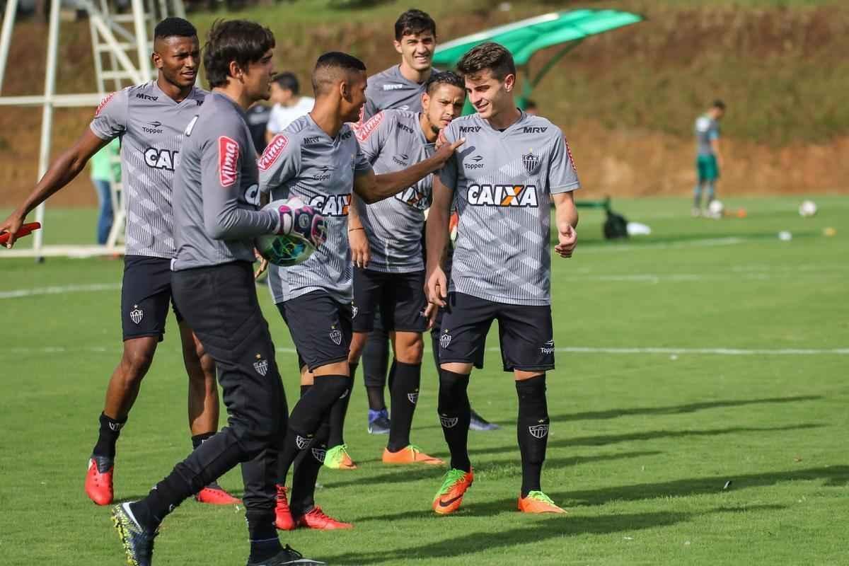 Em Santa Catarina, elenco reserva do Galo fez ltimo treino antes de duelo contra a Chape