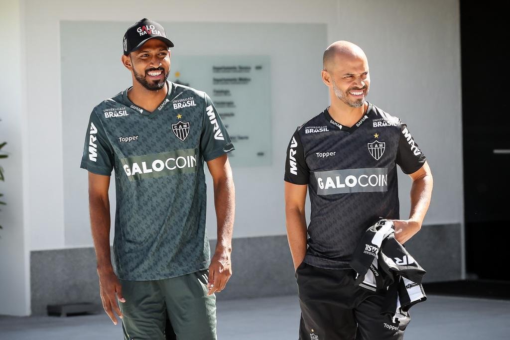 Imagens da apresentao de Maicon Bolt no Atltico