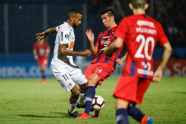 Maicon Bolt - Atacante rescindiu com o Atltico em 2020. Pouco depois, assinou com o Buriram, da Tailndia. Ele permanece no clube asitico. 