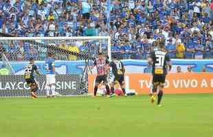 Fotos do jogo entre Cruzeiro e So Paulo