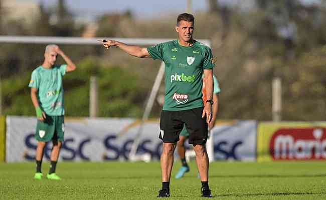 Time de futebol americano feminino do DF busca semifinais do Campeonato  Brasileiro - Mais Esportes - Superesportes