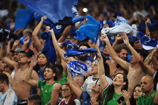 Fotos da partida entre Cruzeiro e Brusque, no Mineiro, em BH, pela 35 rodada da Srie B do Brasileiro