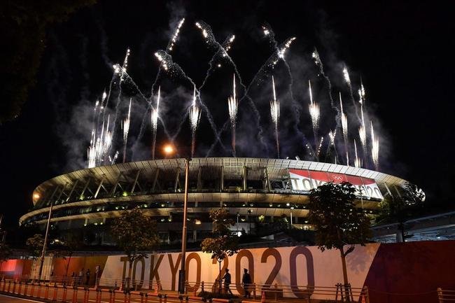 Fogos na Cerim�nia de Encerramento dos Jogos de T�quio