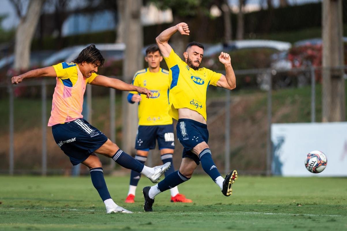 Fotos do treino do Cruzeiro desta segunda-feira (27/9)