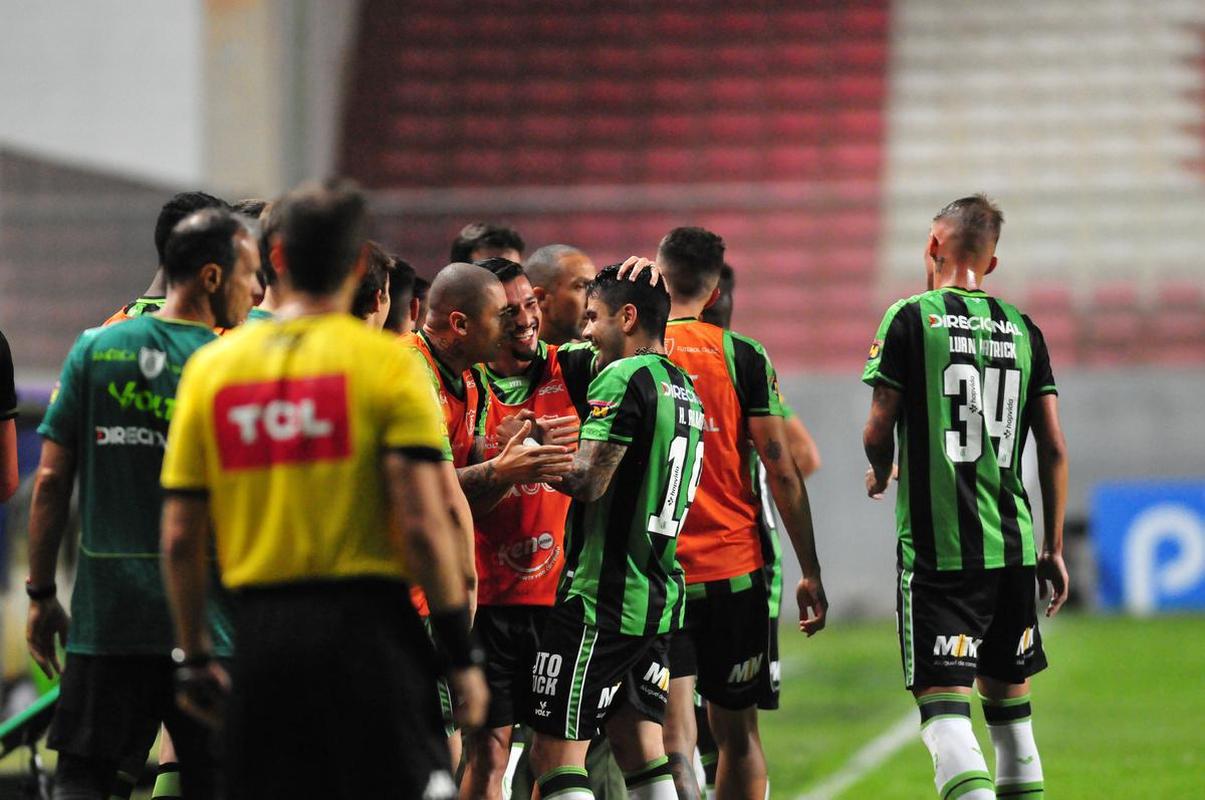 Amrica e Ava se enfrentaram no Independncia pela 20 rodada da Srie A do Campeonato Brasileiro