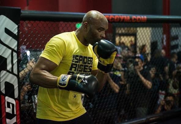 Protagonistas do evento, Anderson Silva e Michael Michael Bisping participaram de treino aberto para promover o UFC em Londres