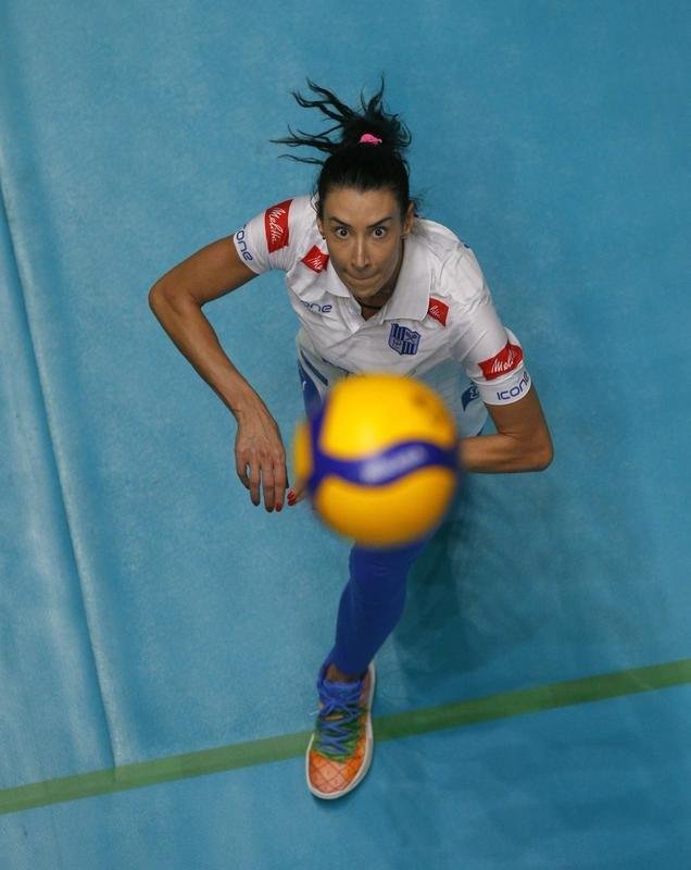 Fotos histricas de Sheilla em sua trajetria pelo vlei do Minas