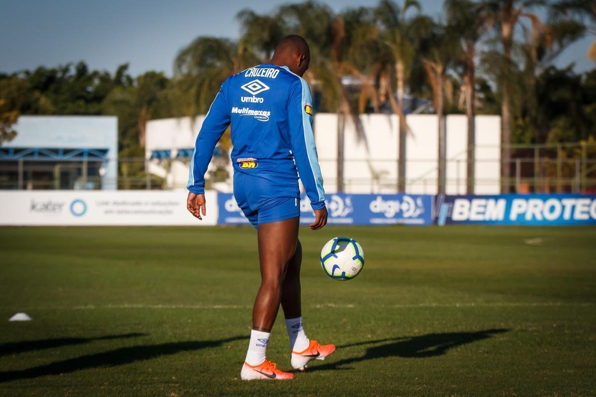 Equipe se prepara para o clssico contra o Atltico, na quinta-feira, s 20h, pela ida da Copa do Brasil