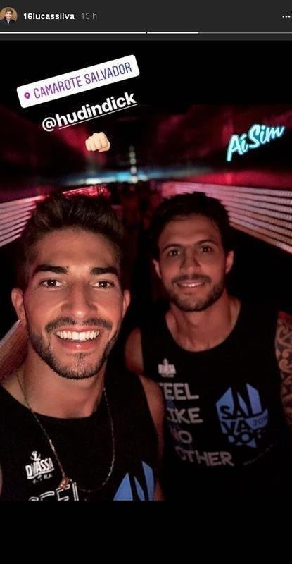 Jogadores do Cruzeiro no carnaval 2018; Lucas Silva e volante Hudson, ex-Cruzeiro, em Salvador