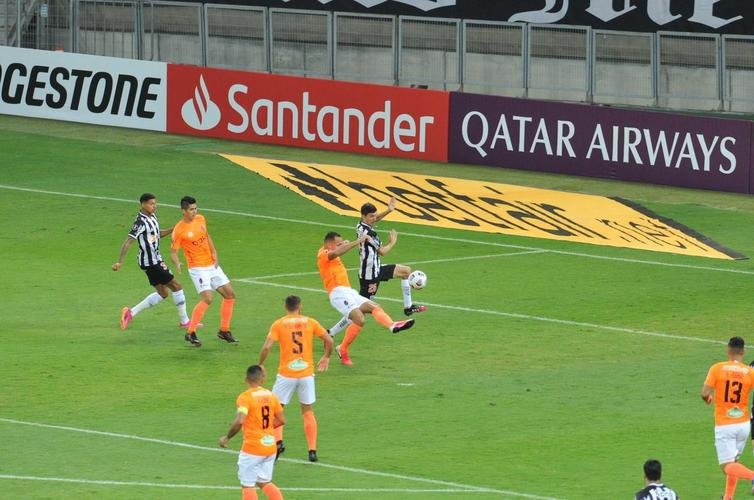 Fotos do jogo entre Atltico e La Guaira, da Venezuela, no Mineiro, em Belo Horizonte, pela ltima rodada do Grupo H da Copa Libertadores