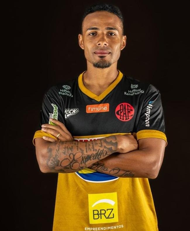 Jean Henrique, volante