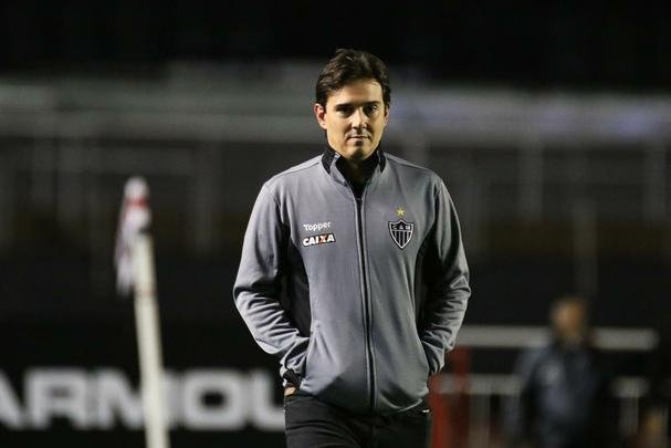 Atlético saiu atrás, conseguiu virada com Róger Guedes e Ricardo Oliveira, mas cedeu empate no Morumbi