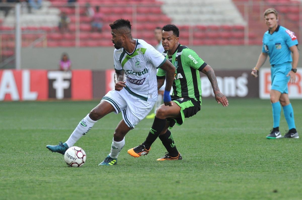 Imagens de Amrica x Luverdense, no Independncia