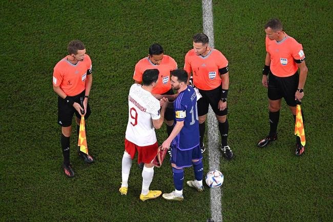 Fotos do jogo entre Polnia e Argentina no Estdio 974, em Doha, pela terceira rodada do Grupo C da Copa do Mundo, no Catar