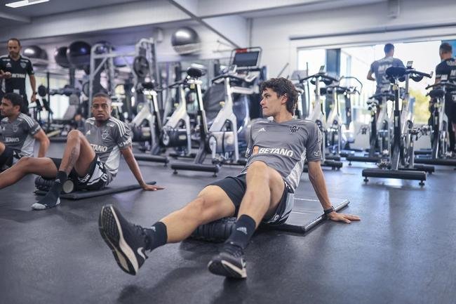 Aps o empate com o Fortaleza, elenco do Atltico treinou na Cidade do Galo, na tarde desta tera-feira (25/10).
