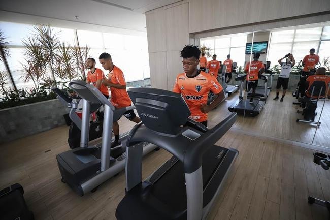 Atltico treina em academia do hotel em Fortaleza