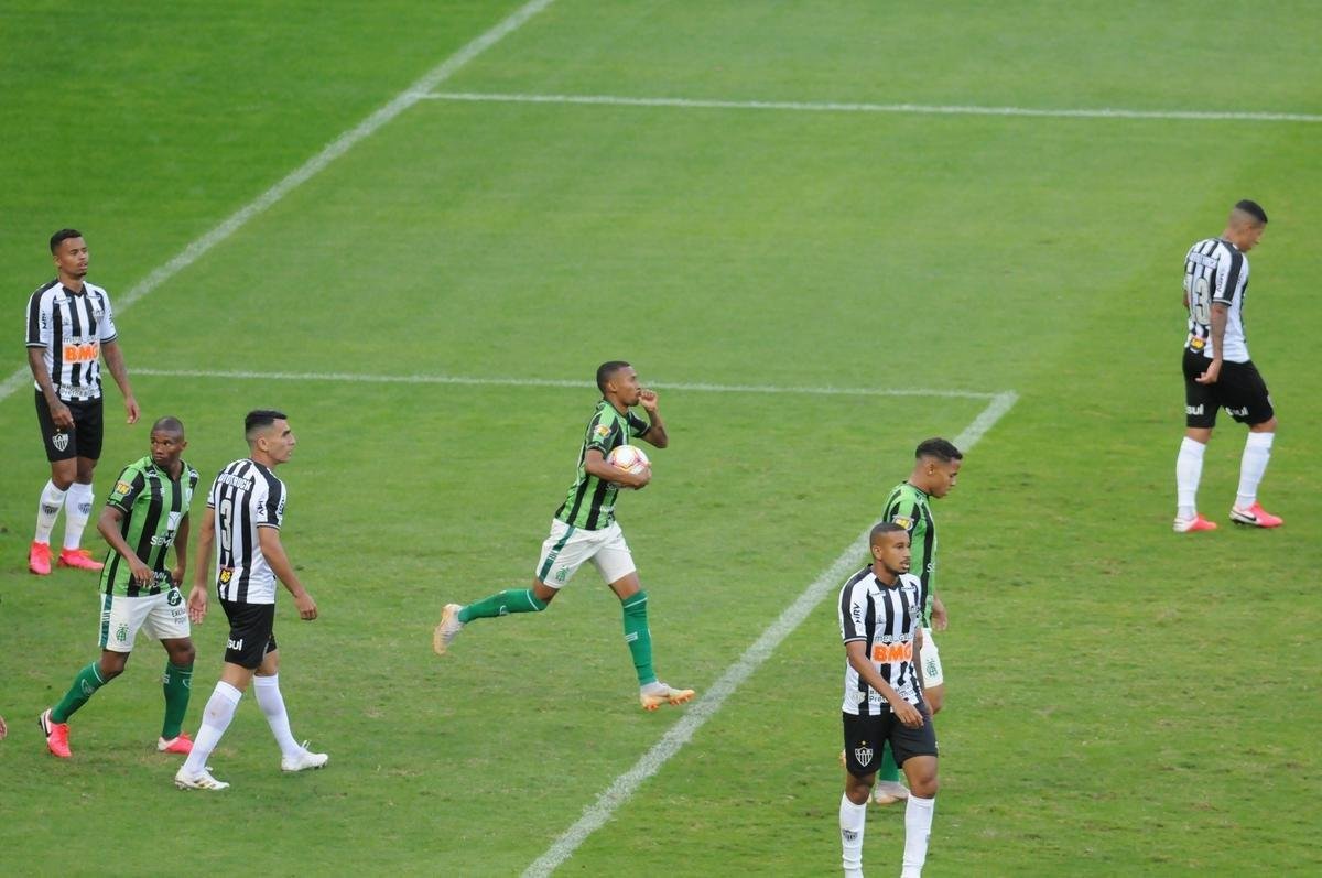 Amrica reagiu no segundo tempo e diminuiu com gol de Ademir