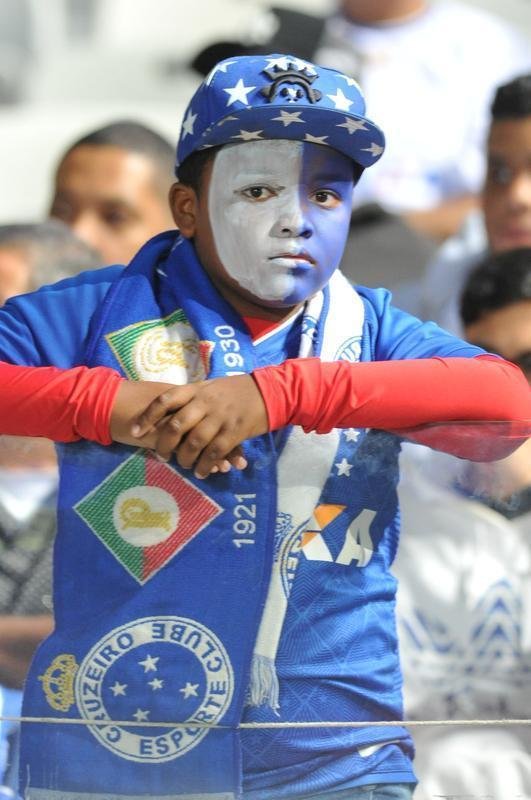Torcida do Cruzeiro no duelo desta tera, no Mineiro, contra o Racing, pela Libertadores