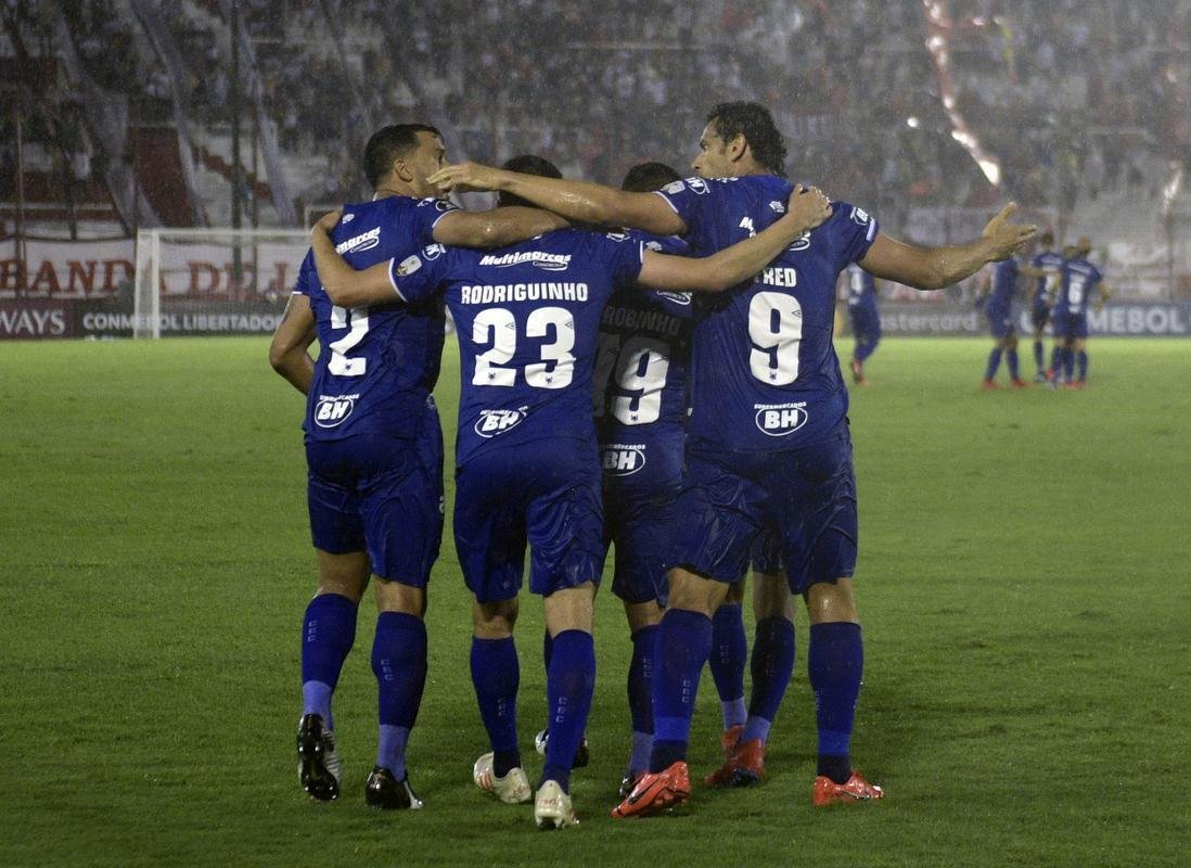 Cruzeiro venceu Huracn por 1 a 0 com gol de Rodriguinho