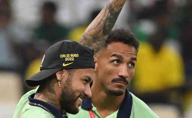 Neymar e Danilo atuaram somente na estreia da Seleo Brasileira na Copa do Mundo
