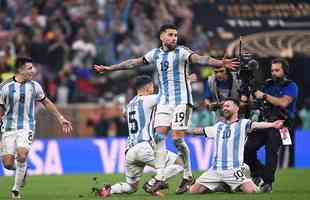 Argentina venceu a França por 4 a 2 nos pênaltis, depois de empate por 3 a 3, e finalmente soltou o grito de tricampeã do mundo