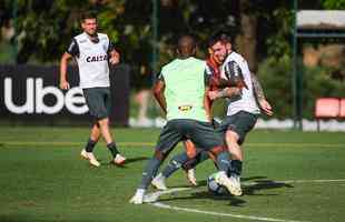 Fotos do ltimo treino comandado por Thiago Larghi no Atltico