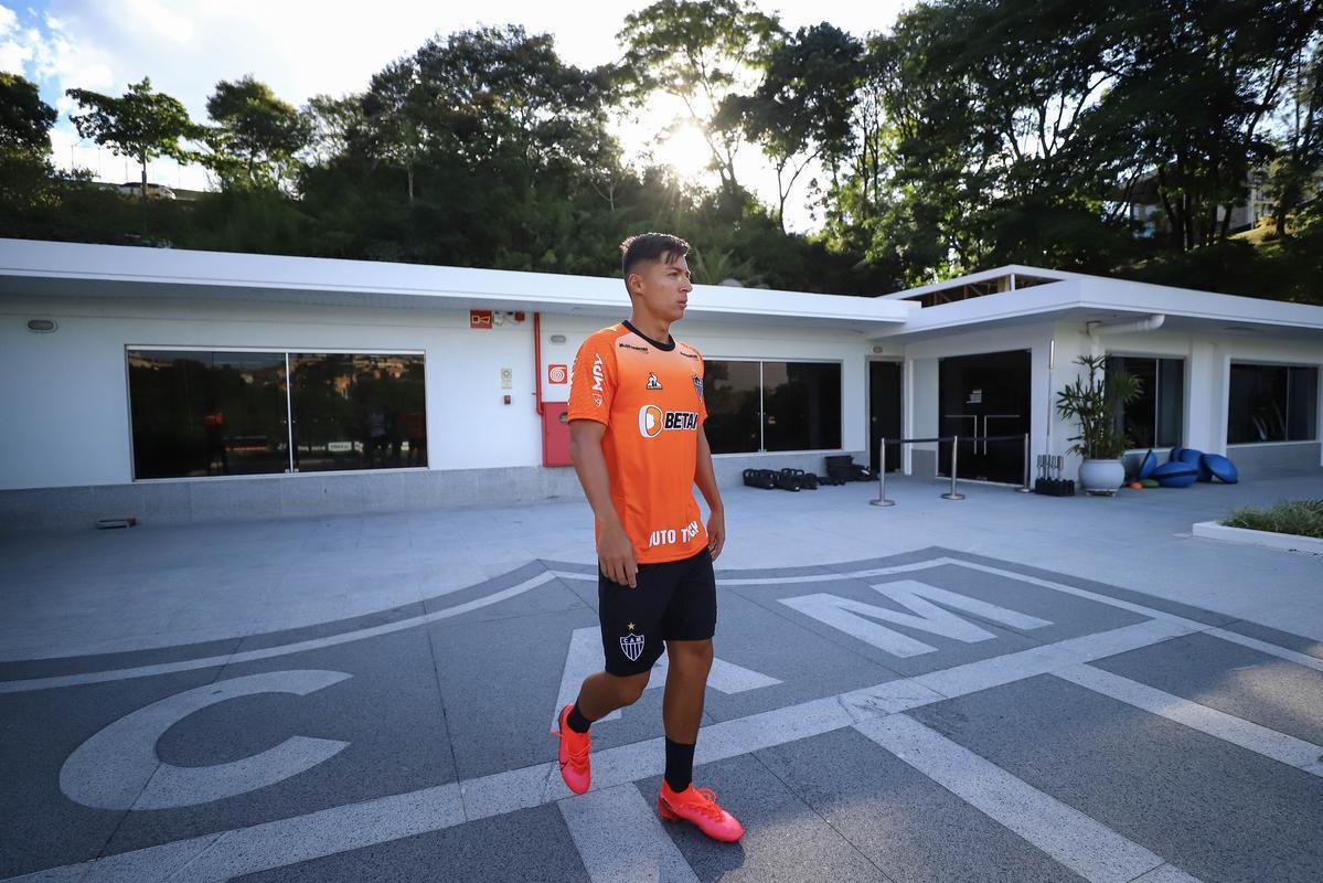 Com novo uniforme de treino, Atlético fechou nesta sexta-feira sua preparação para enfrentar o Athletic, às 19h deste sábado, no Independência, pela 11ª rodada do Campeonato Mineiro