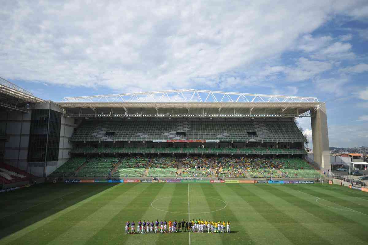 Fotos do amistoso entre os times sub-20 de Brasil e Colmbia, no Independncia (Alexandre Guzanshe/EM D.A Press)