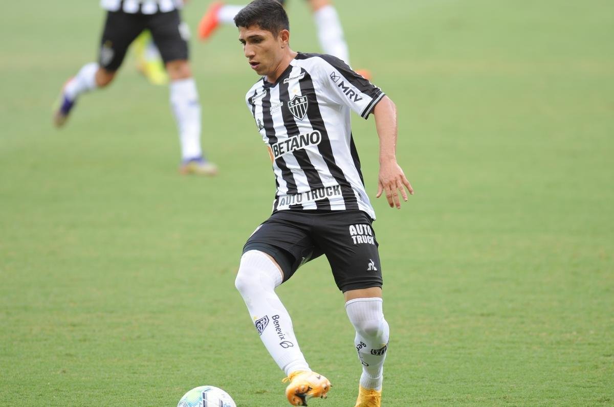 Fotos do duelo entre Atltico e Fortaleza, no Mineiro, em Belo Horizonte, pela 33 rodada do Campeonato Brasileiro