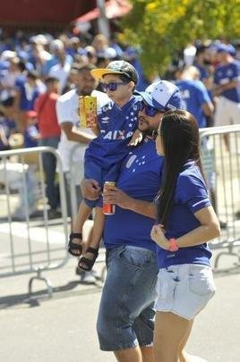 Torcedores do Cruzeiro compareceram em grande nmero ao Mineiro na semifinal contra o Tupi