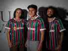 Fluminense apresenta nova camisa tricolor para 2023