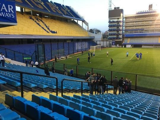Fotos do mtico estdio de La Bombonera e do trabalho de reconhecimento feito pelo Cruzeiro