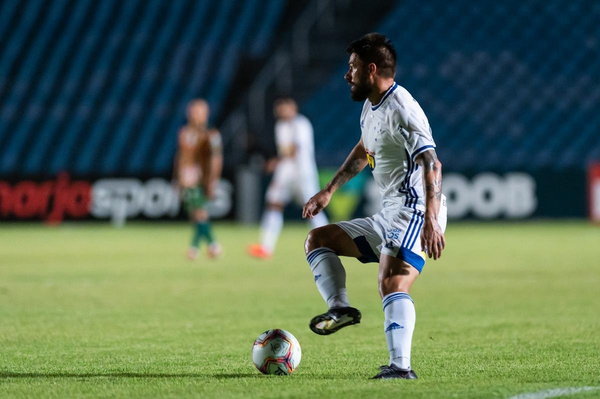 Imagens do jogo entre Sampaio Corra e Cruzeiro, pela 33 rodada da Srie B, no Castelo, em So Lus (MA)