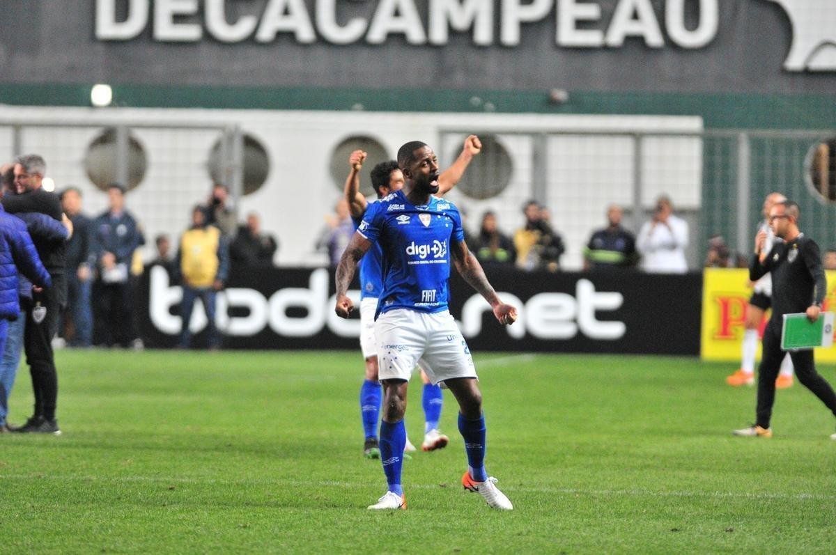 Atltico e Cruzeiro se enfrentaram pelas quartas de final da Copa do Brasil