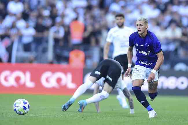 Pela primeira rodada do Campeonato Brasileiro, Corinthians e Cruzeiro se enfrentam na Neo Química Arena, em São Paulo