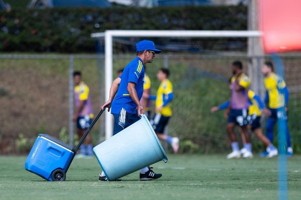 Cruzeiro precisa vencer o Amrica por dois gols de diferena para ir  final do Mineiro 