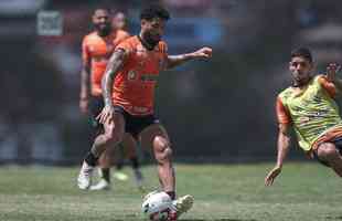 Fotos do primeiro treino de Junior Alonso no retorno ao Atltico