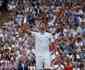 Em concluso de jogo paralisado, Djokovic bate Nadal e vai  final de Wimbledon