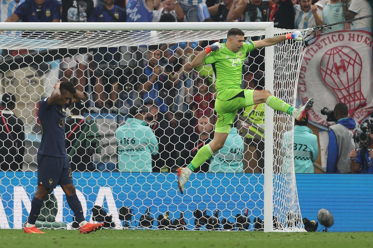 Argentina venceu a Frana por 4 a 2 nos pnaltis, depois de empate por 3 a 3, e finalmente soltou o grito de tricampe do mundo