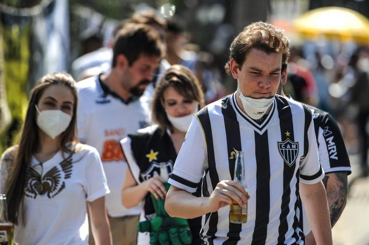 Torcida do Atlético chegou animada ao Mineirão para o jogo da taça, contra o RB Bragantino. Dia de festejar com o time o título do Campeonato Brasileiro de 2021