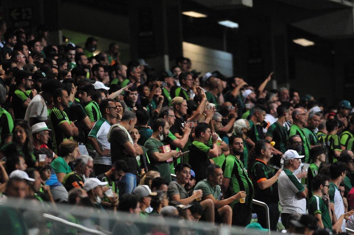 Fotos da torcida do Amrica na derrota por 3 a 2 para o Tolima, no Independncia, pelo Grupo D da Copa Libertadores
