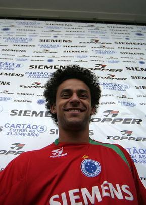 O dia a dia de Fred na Toca da Raposa II entre julho de 2004 e agosto de 2005