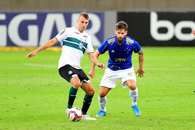 Fotos do jogo entre Cruzeiro e Coritiba, no Mineiro, em Belo Horizonte, pela nona rodada da Srie B do Campeonato Brasileiro de 2021