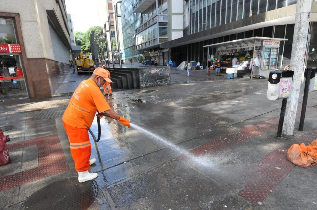 Fotos de Belo Horizonte nesta sexta-feira (03/12), aps a comemorao do bicampeonato brasileiro do Atltico.