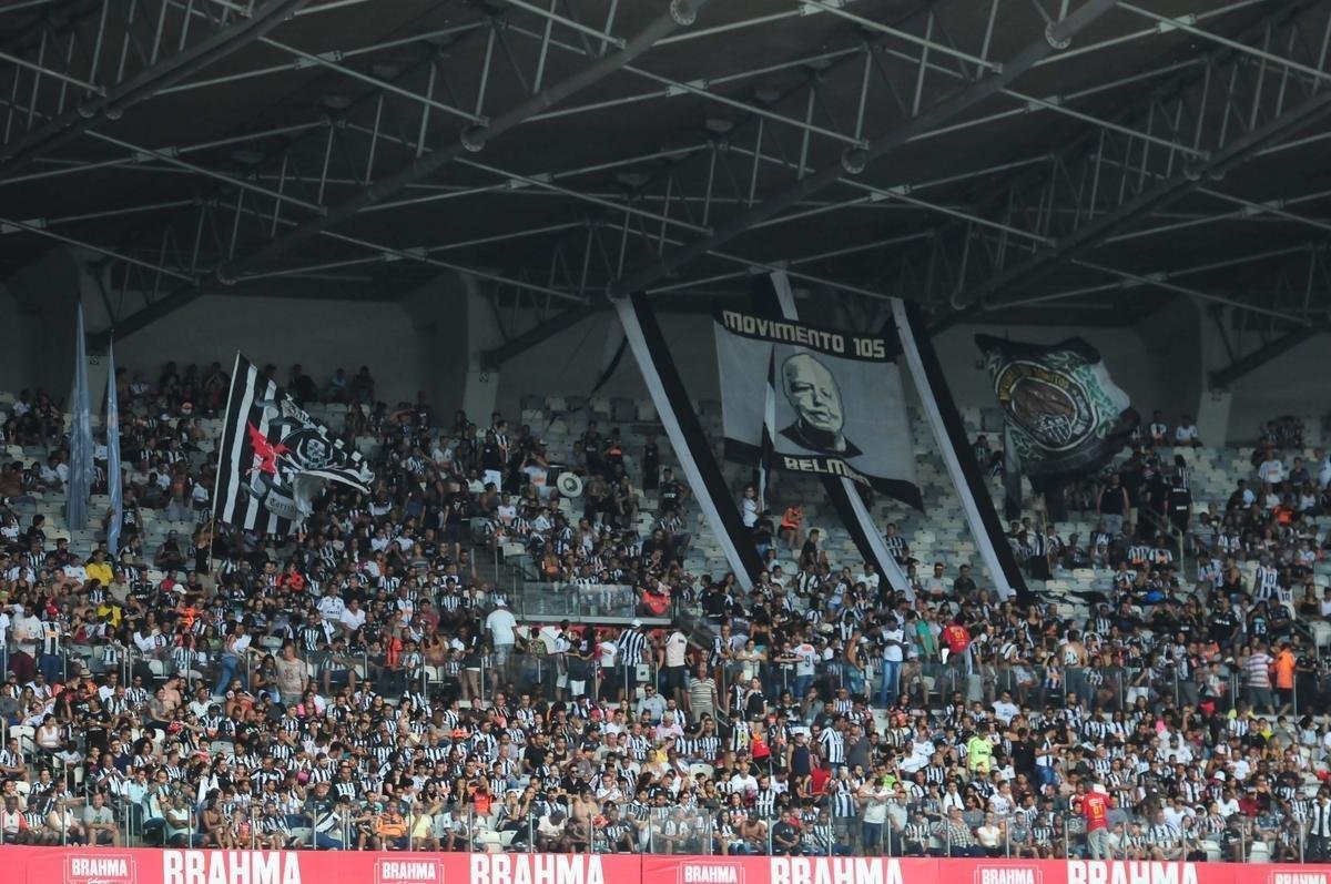 Fotos das torcidas de Atltico e Amrica no clssico deste domingo, no Mineiro, pela 10 rodada do Estadual