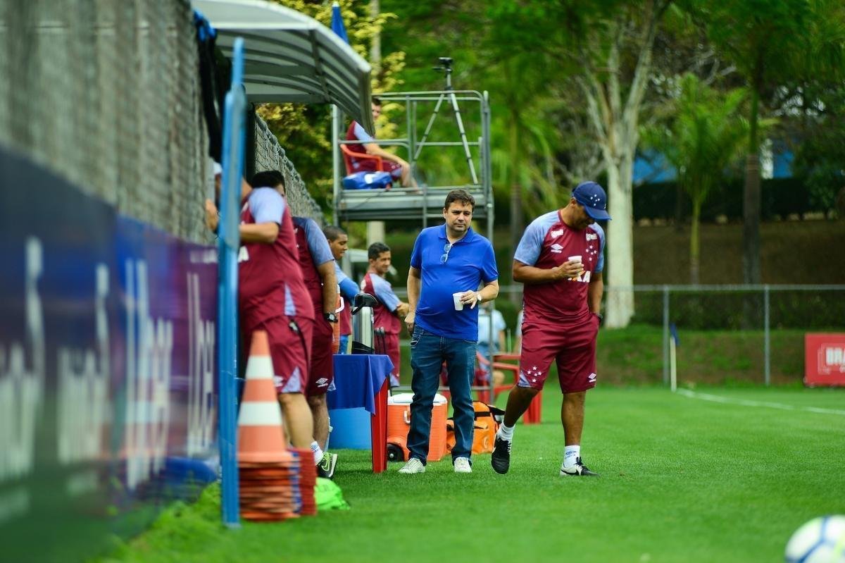 Imagens do treino do Cruzeiro nesta sexta-feira (12/10), antes do jogo contra o Vasco, pelo Brasileiro
