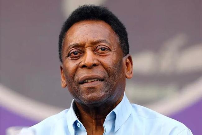 Pelé passou recentemente por uma cirurgia para a retirada de um tumor no cólon